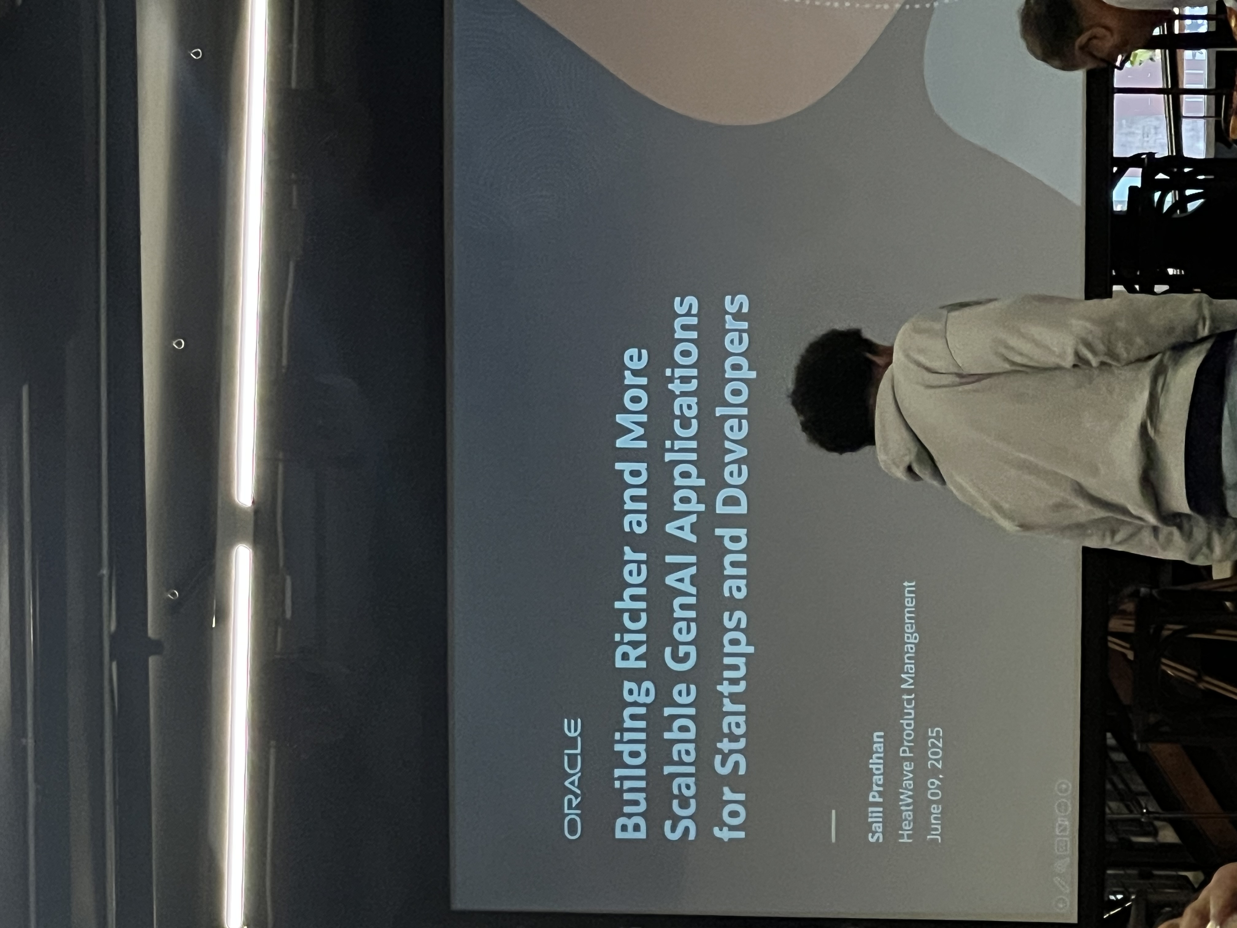 Oracle GenAI session for startups and developers